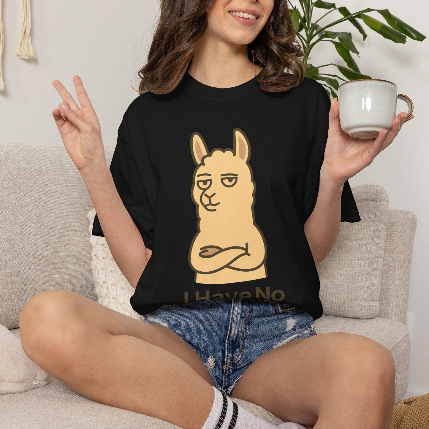 Funny Sarcastic Llama T-Shirt — "Has No Memory" Graphic Tee