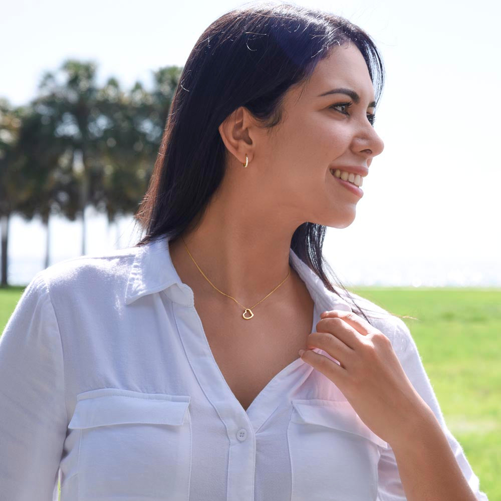 Delicate Open Heart Necklace – A Simple Symbol of Love | RF Gems